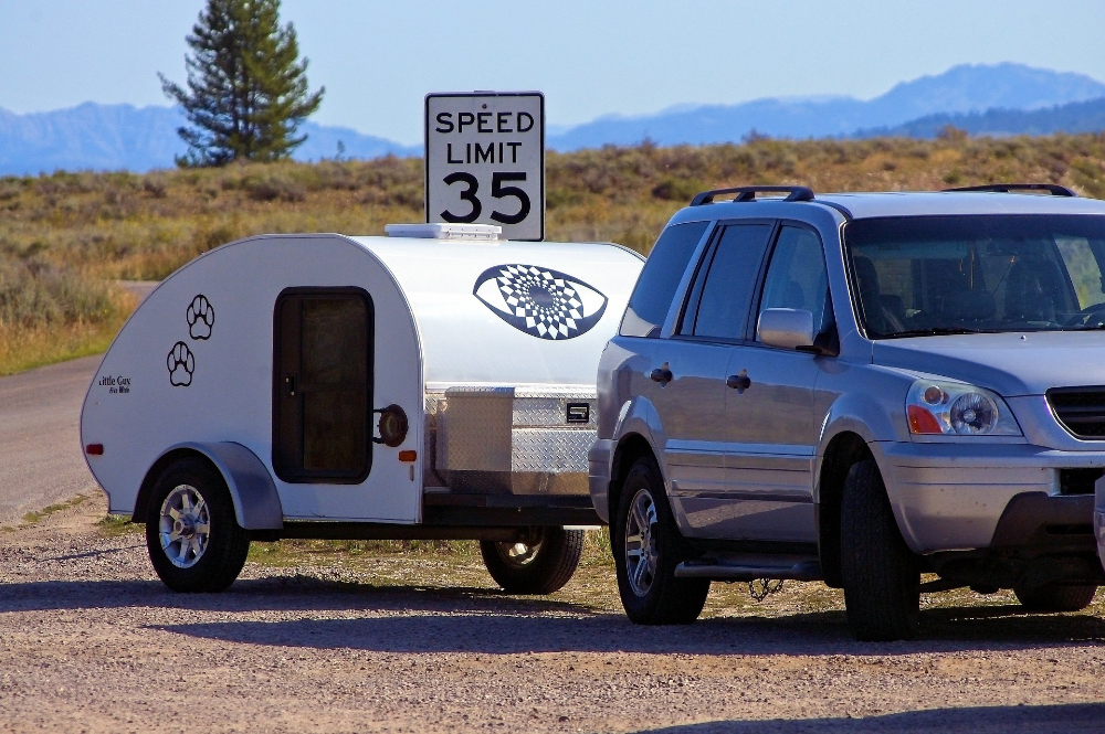 class 2 towbar installation to tow tiny teardrop camper trailer